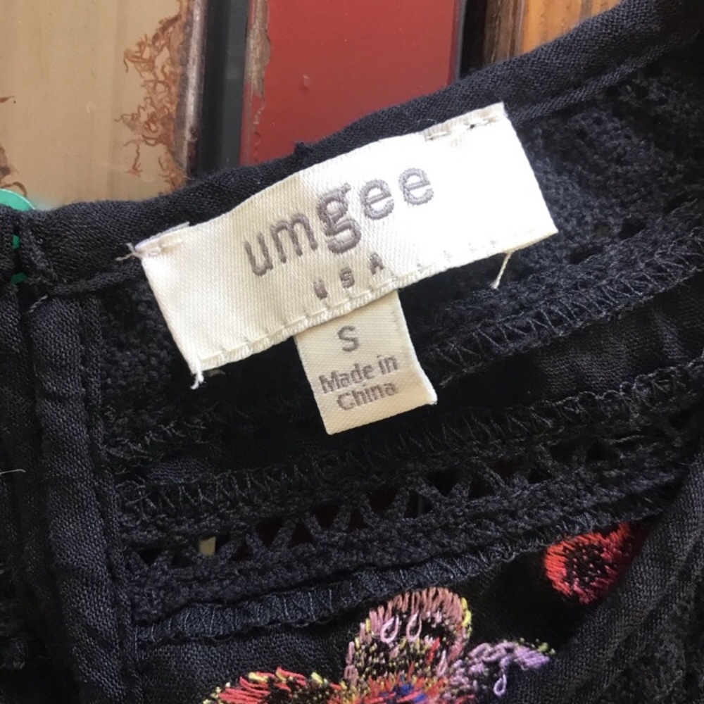 SOLD Umgee Embroidered Bohemian Tunic Dress - Picture 4 of 8